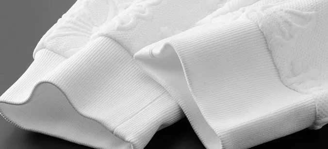 🅿️500 [ChampionHearts] Hot-selling suit is coming. Focus on the original version of the official website. 2025 new hot-selling cardigan sweater suit. The original order is the best. 🇭🇰The meticulous work of top designers. It is a fitting and perfect upper body effect. All-natural high-quality Tencel Roman cotton 100%, close-fitting comfort, noble and elegant! Original hardware embodies elegance and nobility! Counter size: M-4XL (up to 190 pounds)